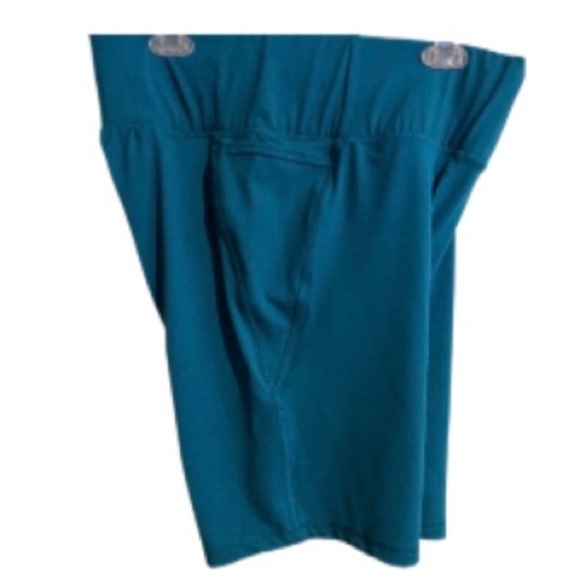 Livi Active Pants - EUC LIVI Teal Blue Soft Bike Shorts with Side Pockets Plus Size 18/20
